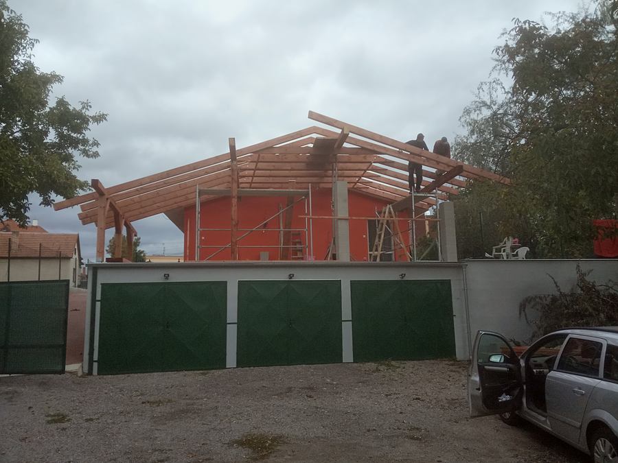 Tesárske práce na krove, Jacovce, okres Topoľčany