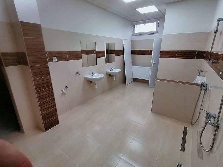Celkový pohľad na obnovené sociálne zariadenie, Topoľčany